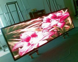 Видеовывеска Р10 RGB 360х104 см 220В USB Lan, iP65